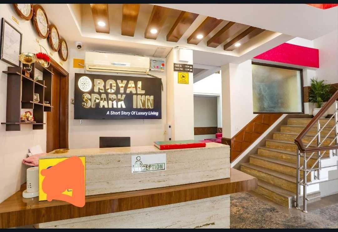 Collection O Royal Spark Inn Gurgaon Ngoại thất bức ảnh