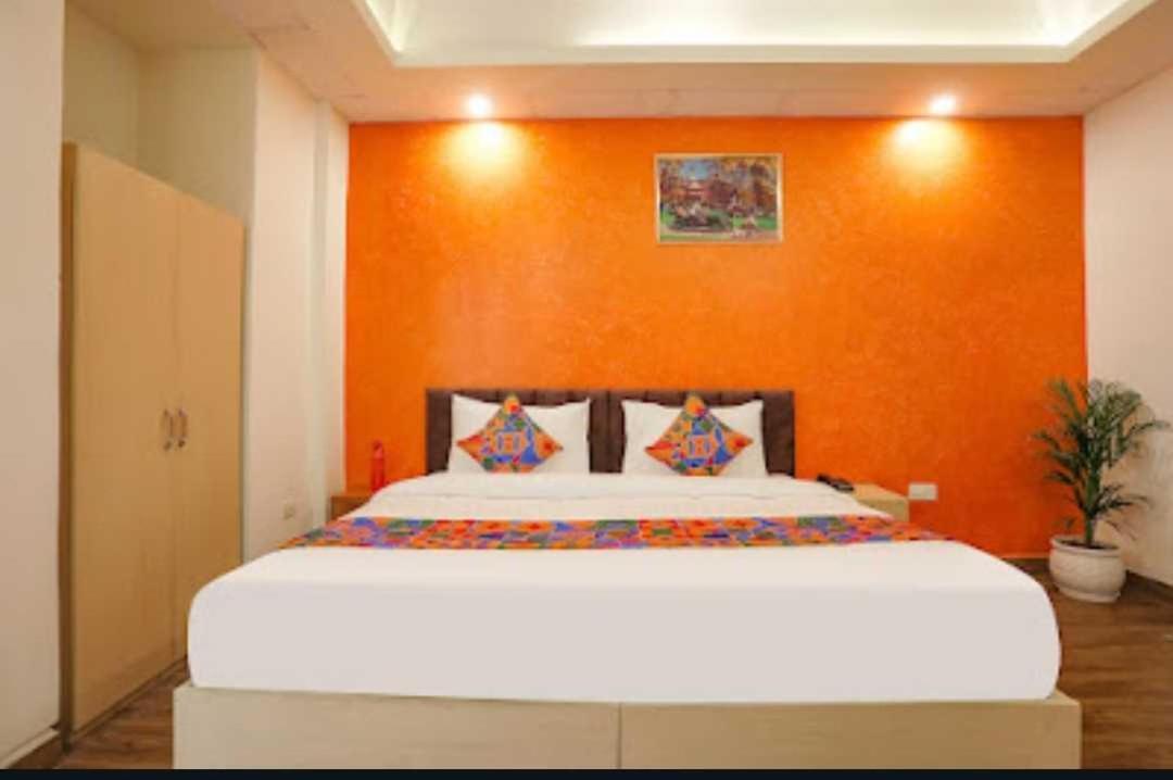 Collection O Royal Spark Inn Gurgaon Ngoại thất bức ảnh